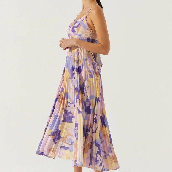 Blythe Floral Plisse Midi Dress - Picture 2 of 6